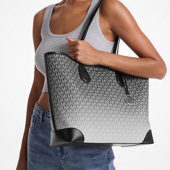 Michael Kors Eva Large Ombré Signature Logo Shoulder Tote Bag
Black 
NWT - Picture 16 of 16